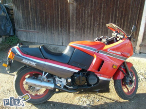 motocikl kawasaki gpx 500