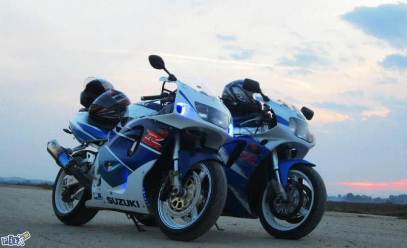 Suzuki GSX-R 750 Srad