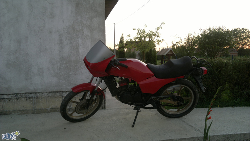 Kawasaki AR 125