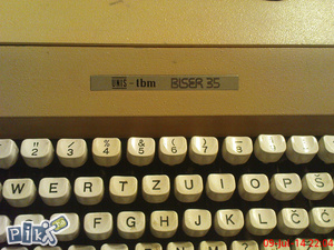 Pisaca masina UNIS-IBM  BISER 35