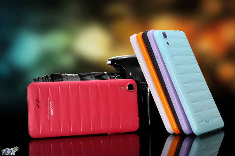 DOOGEE VALENCIA DG800 Andorid 4.4, Quad-core, 13MP