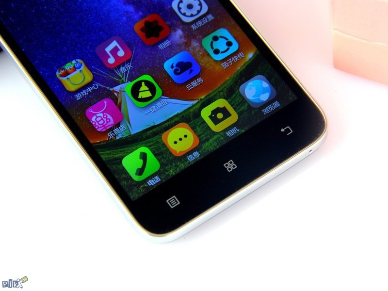 Lenovo A8 A806 4G LTE, Octa core 1.7Ghz, 2G/16GB, 13MP