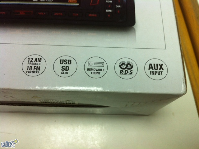 Autoradio Lenco USB / SD / FM / AUX + USB gratis NOVO
