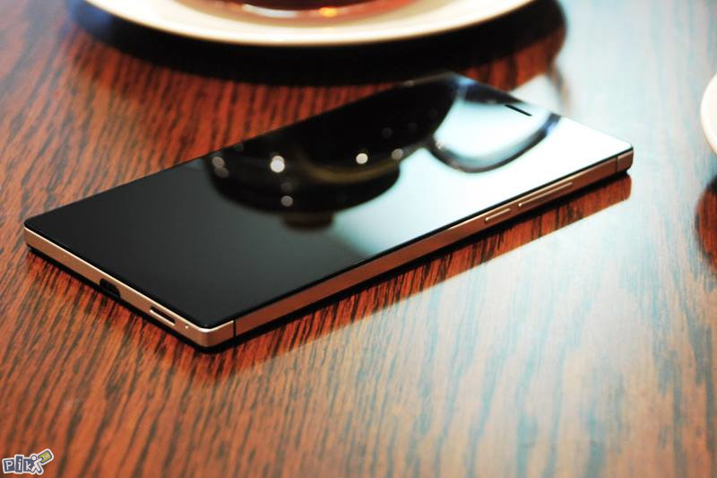 iOcean x8 Quad Core 8mp GB ram 5''