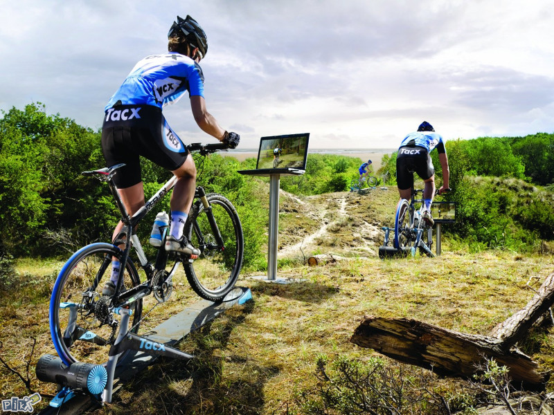 Trenazer za bicikl Tacx I-GENIUS MultiPlayer T2000
