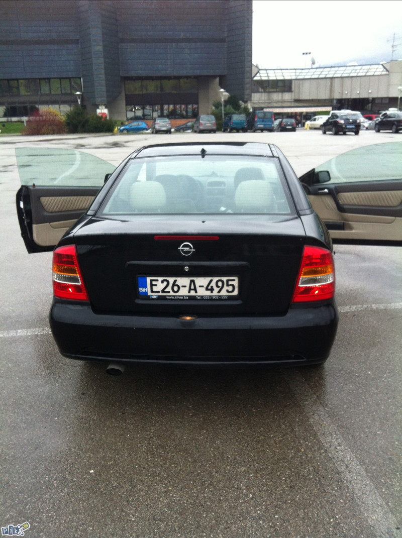Astra Bertone 1.8 16V + fabricki LPG