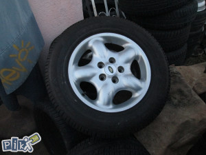 Land Rover felge sa gumama 16"