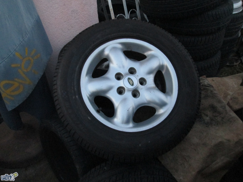 Land Rover felge sa gumama 16"