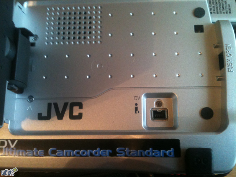 digitalna camera JVC mod GR-DVL 145 eg
