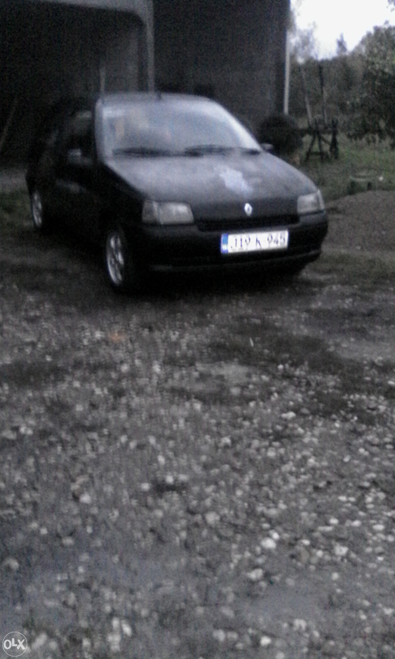 Renault Clio Mk1 1.8i 79kw Baccara (bmw,opel golf 1 2 3