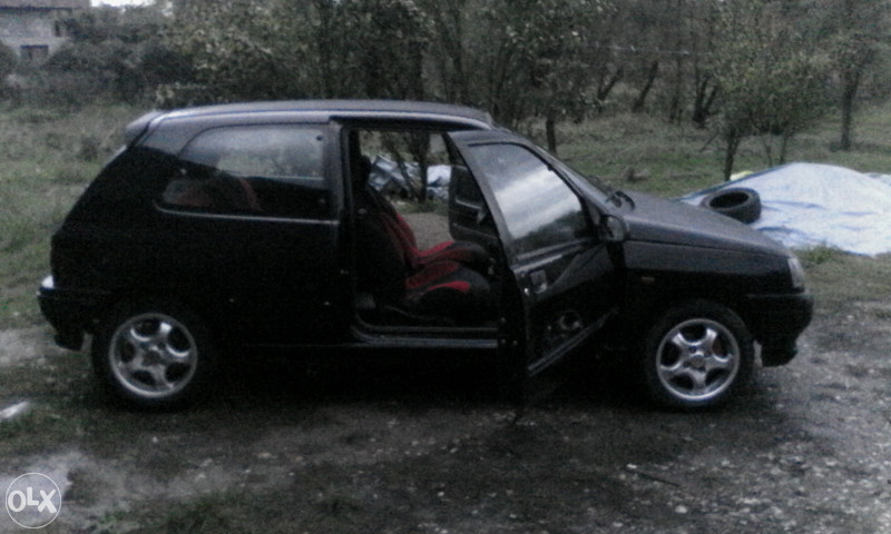 Renault Clio Mk1 1.8i 79kw Baccara (bmw,opel golf 1 2 3