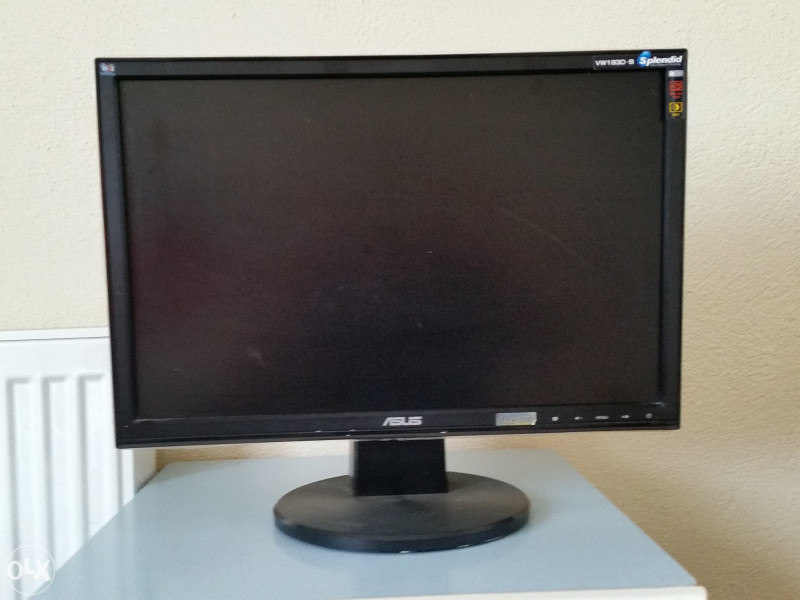 LCD monitor ASUS EKSTRA stanje VW193D-B Splendid
