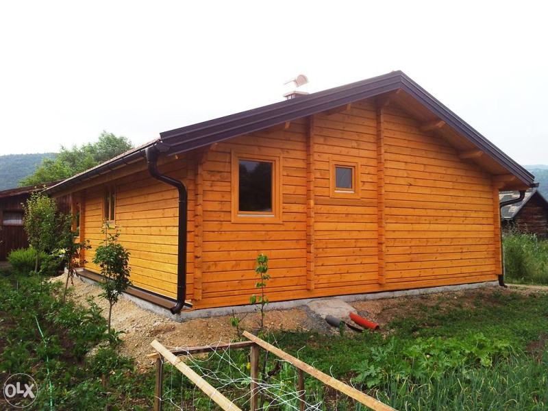 BAŠTANSKA KUĆA(MONTAŽNE VIKENDICE ADLES DOO)